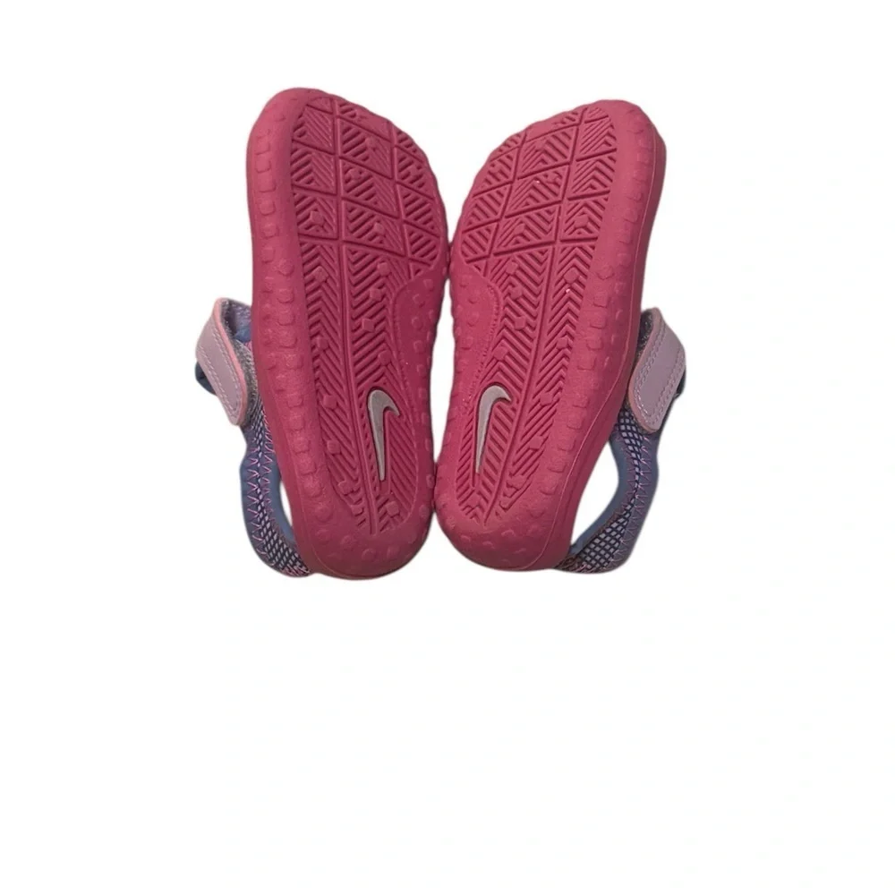 Nike Kids Fuchsia and Navy Water Shoes